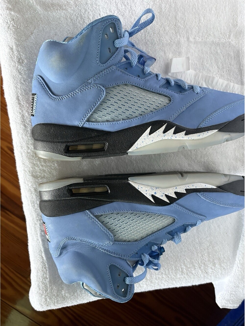 Jordan Air Jordan 5 Retro SE UNC University Blue DV1310-401 Men's Size 12 No box